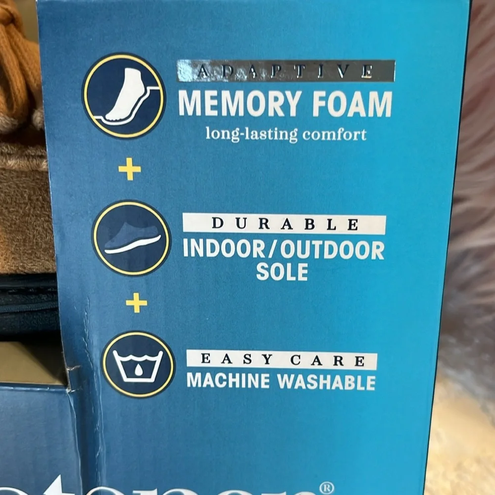 Isotoner Memory Foam Slippers Buckskin New